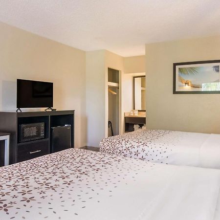 Surestay Hotel By Best Western St Pete Clearwater Airport Екстер'єр фото