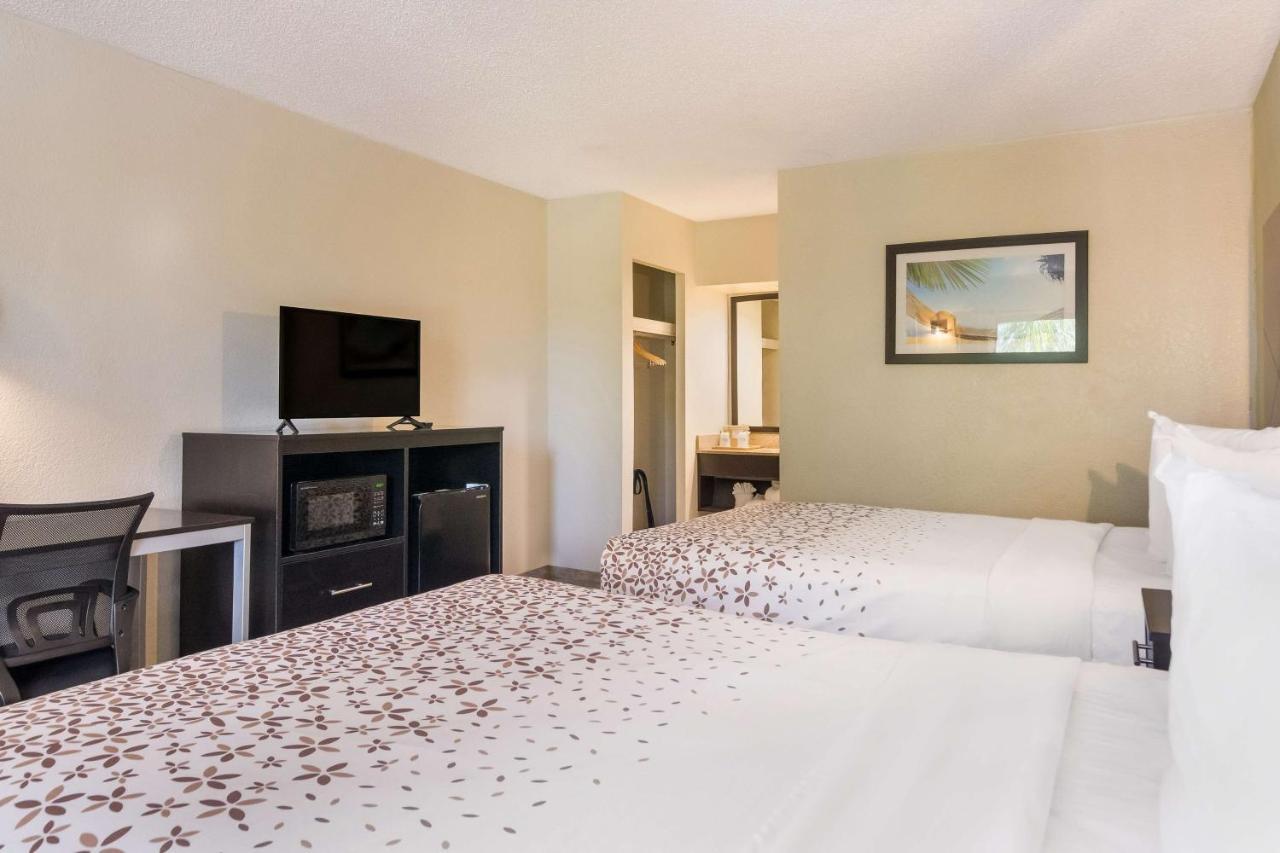 Surestay Hotel By Best Western St Pete Clearwater Airport Екстер'єр фото