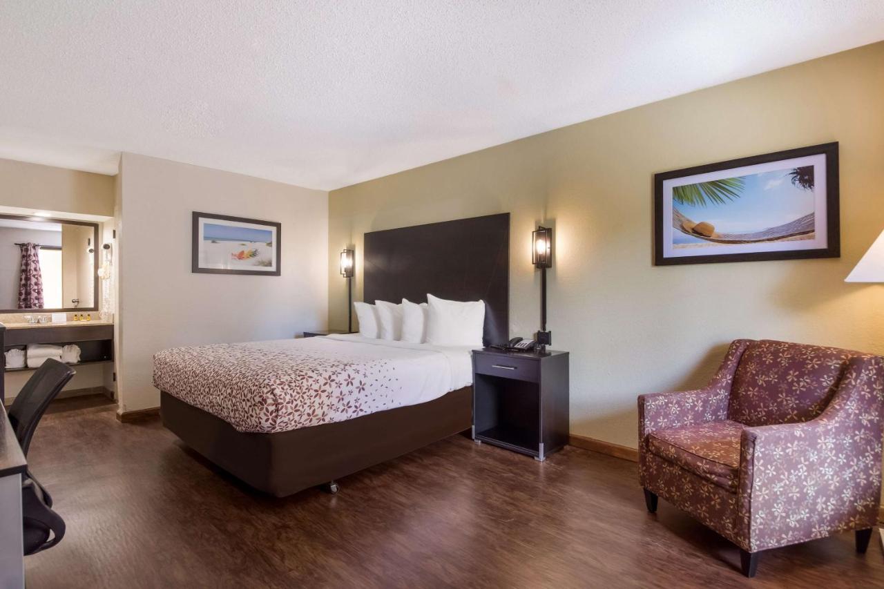 Surestay Hotel By Best Western St Pete Clearwater Airport Екстер'єр фото